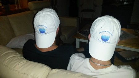 Två kvalificerade medarbetare